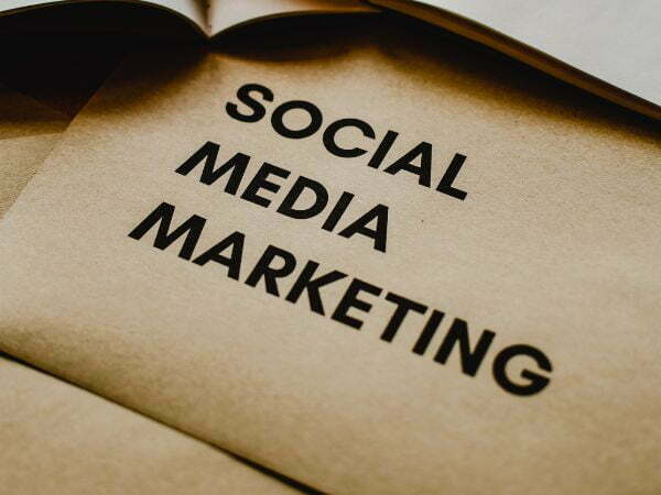 social Media Optimization Vs Social Media Marketing